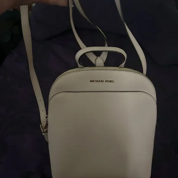 NWT - MICHAEL KORS LEATHER BLOSSOM BACKPACK NWT - MICHAEL KORS LEATHER BLOSSOM BACKPACK main image 3
